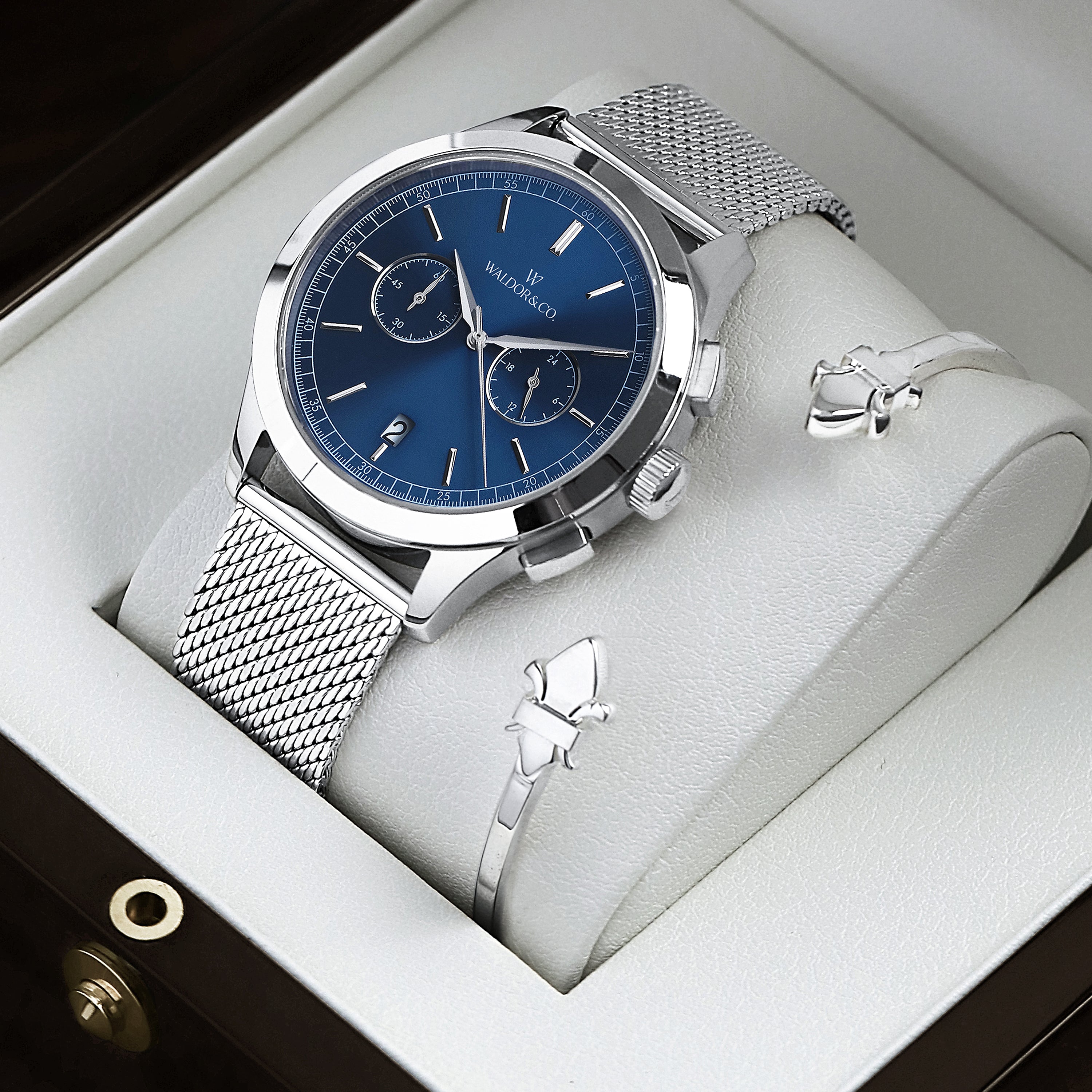 Chrono 44 Sardinia | Waldor & Co. Watches – WALDOR & CO.